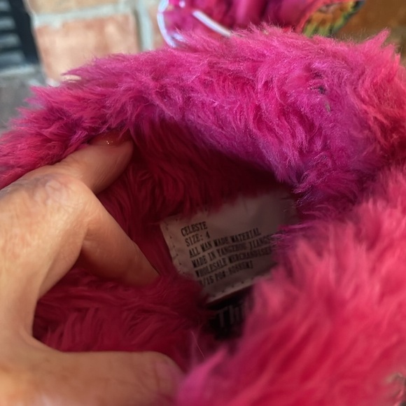 Thinsulate Celeste Peace Pink Snow Boots - Picture 7 of 7